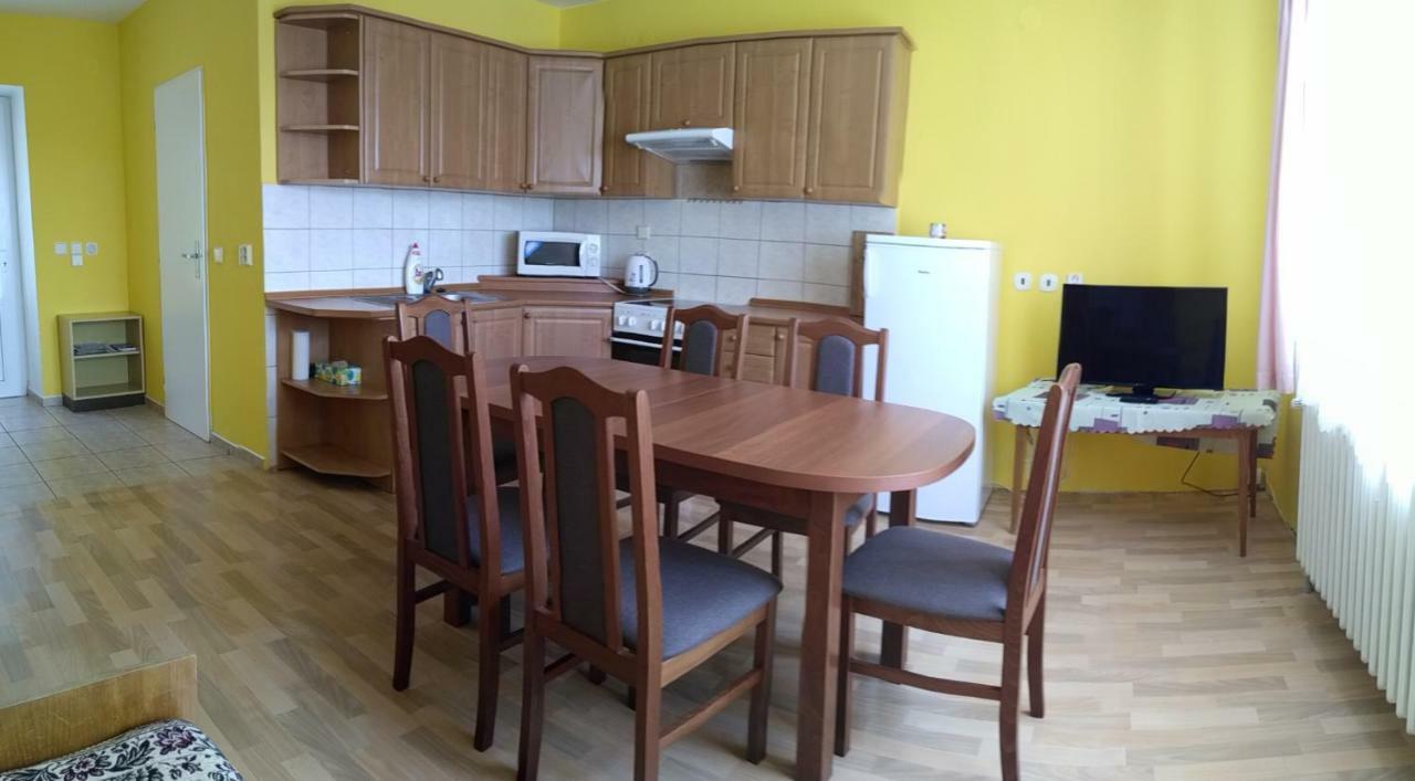 Apartman Utvina المظهر الخارجي الصورة